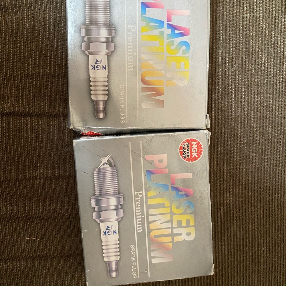 Brand new - Two packs of four laser, platinum, premium, spark plugs PTR5F – 11